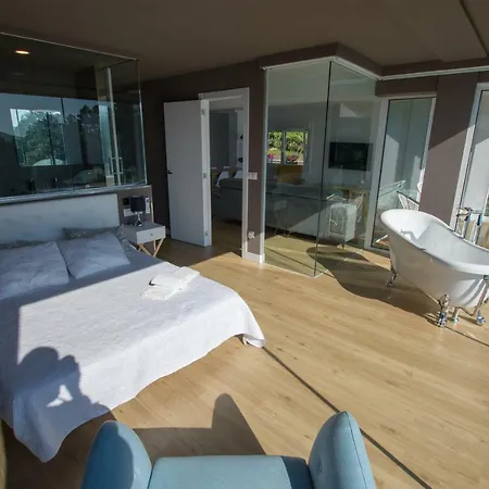 A Xanela Indiscreta * Redondela