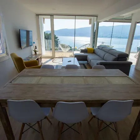 A Xanela Indiscreta Redondela